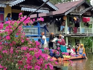 720 Jiwa Mengungsi Akibat Banjir di Melawi