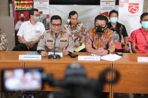 Tersangka Kebakaran Gedung Kejagung Bertambah Tiga Orang.
