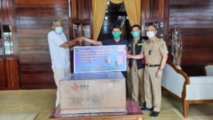 Pemkab Sintang Terima Bantuan PCR