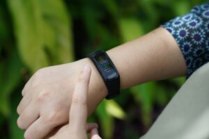 Gelang Cerdas OPPO, Pantau Olahraga saat  Berpuasa selama Ramadan