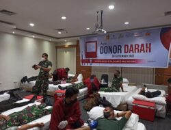 Sambut HUT Ke-12, ASTON Pontianak dan Transera Hotel Gelar Donor Darah