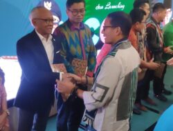 ASTON Pontianak Terima Penghargaan Hotel Peduli UMKM