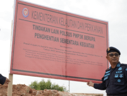 KKP Segel Proyek Reklamasi Ilegal PT AJK di Kayong Utara