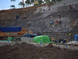 Hari Buruh dan Cermin Ketimpangan yang Tak Kunjung Retak