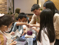 Aston Pontianak dan CIC Untan Gelar Fun Chem 2025