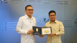 Ada 10 Ribu Warga Sambas Kerja Ilegal di Malaysia, Bupati Satono Bakal Bikin Migrant Center