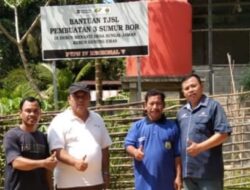 Holding Perkebunan Nusantara Tanggapi Krisis Air Bersih, PalmCo Regional 5 Serahkan Bantuan Sumur Bor di Sanggau
