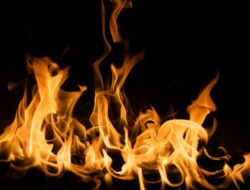 Pola Kekerasan Berulang di Kalbar: Lahan Adat Dibakar, Puluhan Insiden Terjadi di Air Upas