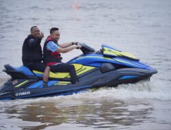 Anak Muda Pontianak Buka Panorama Jetski di Sungai Kapuas