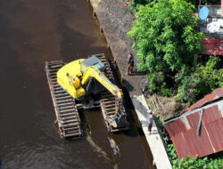 Hujan Tiga Jam dan Rob Dua Meter Picu Banjir di Pontianak