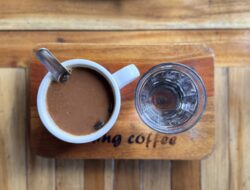 Ironi Secangkir Kopi Pontianak : Kedai Menjamur, Bahan Baku Masih Impor