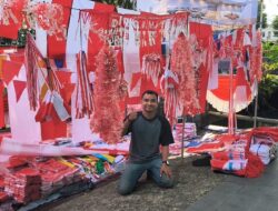 Jelang HUT RI, Penjual Bendera Keluhkan Daya Beli yang Lesu