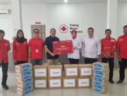 Telkomsel Salurkan Bantuan Pencegahan Dampak Kabut Asap di Kalbar
